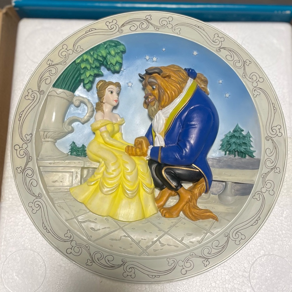Limited Beauty & The Beast 3D Collector Plate, 1991, NIB